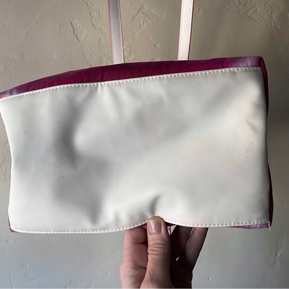 Estée Lauder Pink Tie-Dye Bucket Bag - Picture 6 of 9
